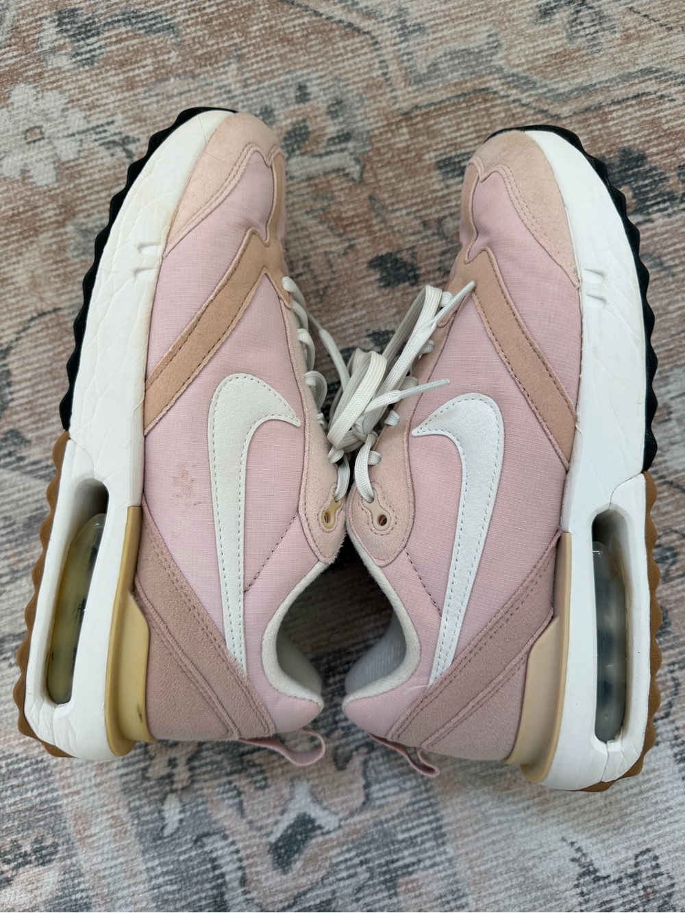 Nike Women's Blush Pink & white Low-Top Sneakers with White Swoosh